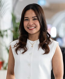 Eleanor Sachiro Master of Business Analytics headshot